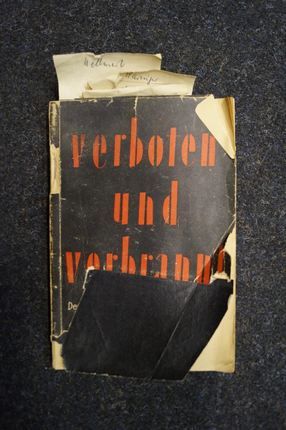 Buchumschlag "Verboten und Verbrannt"