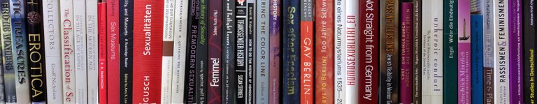 bücherreihe 4.jpg
